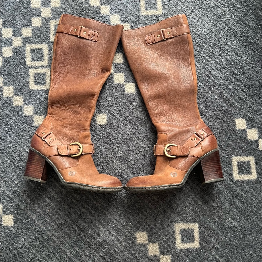 Women’s Born tall heeled leather boots 7